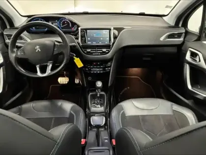 Photo 12 Peugeot 2008  1.2 PureTech 110ch E6.c Crossway S&S EAT6