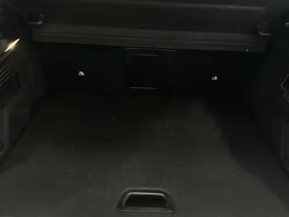 Photo 10 Citroën C4  Moteur électrique 136ch (100 kW) Shine Pack Automatique