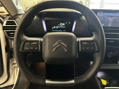 Photo 7 Citroën C4  Moteur électrique 136ch (100 kW) Shine Pack Automatique