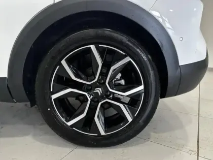 Photo 6 Citroën C4  Moteur électrique 136ch (100 kW) Shine Pack Automatique