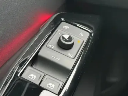 Photo 4 Volkswagen Id.3  204ch Pro 59 kWh Life Max