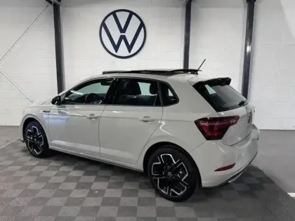 Photo 2 Volkswagen Polo  1.0 TSI 116ch R-Line DSG7