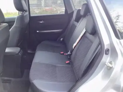 Photo 9 Suzuki Vitara  1.5 Dualjet Hybrid 115ch Style Auto Allgrip