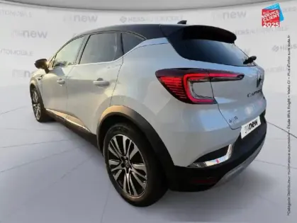 Photo 7 Renault Captur  1.6 E-Tech hybride 145ch Iconic