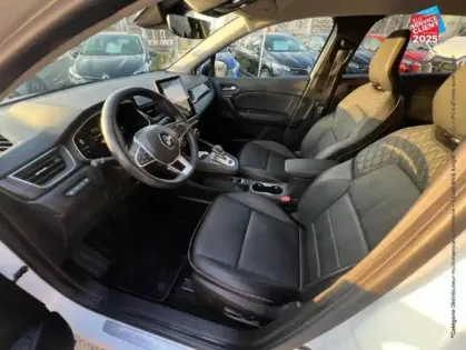 Photo 14 Renault Captur  1.6 E-Tech hybride 145ch Iconic