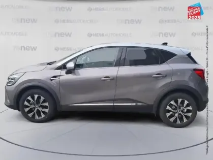 Photo 8 Renault Captur  1.3 TCe mild hybrid 140ch Techno