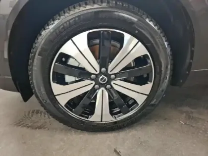 Photo 8 Volvo Xc60  T6 Hybride Rechargeable 253 + 145ch Plus Style Dark Geartronic 8 AWD