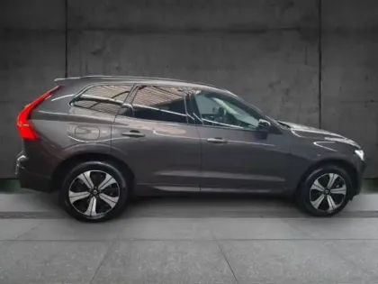 Photo 7 Volvo Xc60  T6 Hybride Rechargeable 253 + 145ch Plus Style Dark Geartronic 8 AWD