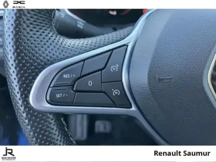 Photo 14 Renault Captur  1.6 E-Tech hybride 145ch Engineered