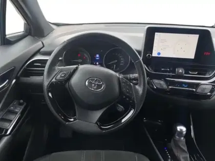Photo 3 Toyota C-HR  122h GR-Sport 2WD E-CVT MY22