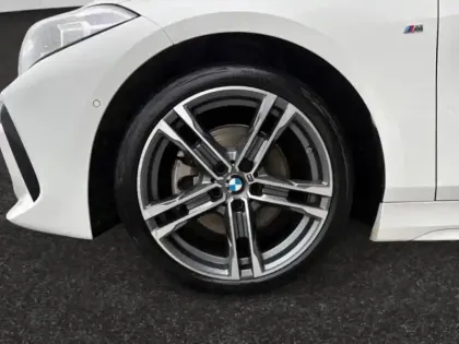 Photo 13 BMW Serie 1 Gén. III (F40) Ph1 M Sport 5