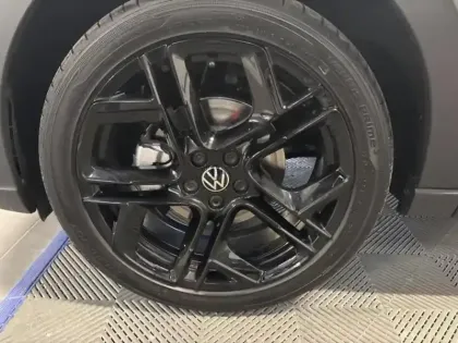 Photo 6 Volkswagen Taigo  1.5 TSI 150ch R-Line Edition DSG7