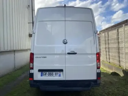 Photo 7 Volkswagen Crafter  Fg 35 L3H3 2.0 TDI 140ch Business Traction BVA8
