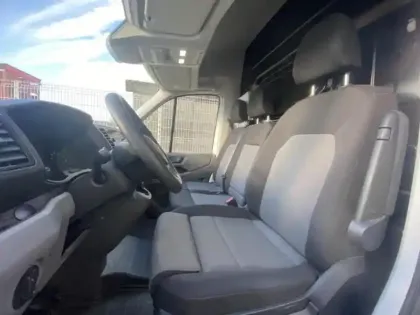 Photo 12 Volkswagen Crafter  Fg 35 L3H3 2.0 TDI 140ch Business Traction BVA8