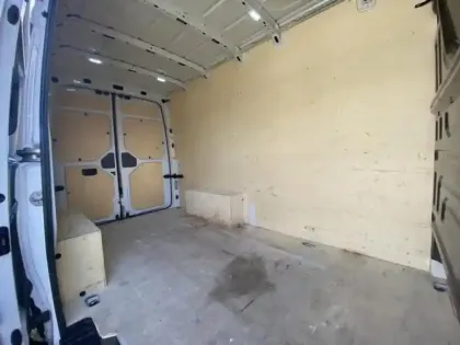 Photo 10 Volkswagen Crafter  Fg 35 L3H3 2.0 TDI 140ch Business Traction BVA8