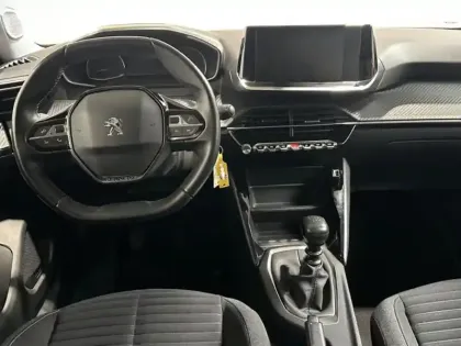 Photo 7 Peugeot 2008  1.2 PureTech 100ch S&S Style