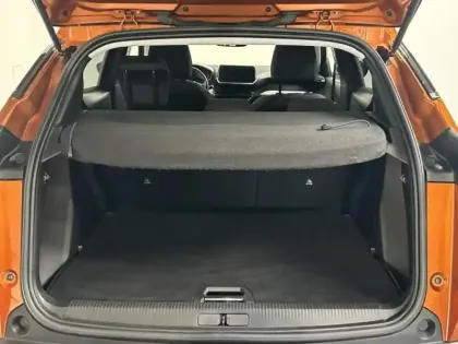 Photo 6 Peugeot 2008  1.2 PureTech 100ch S&S Style