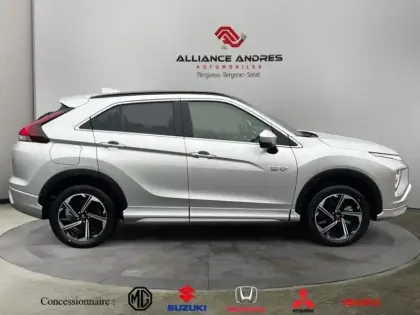 Photo 5 Mitsubishi Eclipse Cross  2.4 MIVEC PHEV 188ch Instyle 4WD