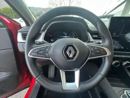 Photo 11 Renault Captur  1.6 E-Tech hybride rechargeable 160ch Intens -21