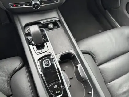 Photo 6 Volvo V60  B4 197ch Plus Style Dark DCT 7