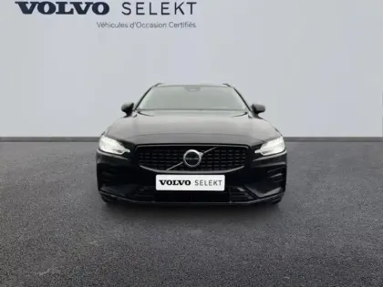 Photo 1 Volvo V60  B4 197ch Plus Style Dark DCT 7