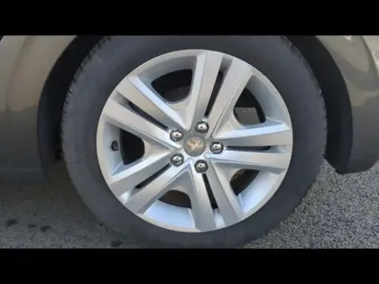 Photo 8 Peugeot 208  1.2 PureTech 82ch Style 5p