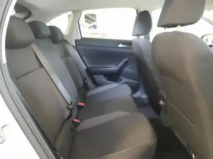 Photo 12 Volkswagen Taigo  1.0 TSI 116ch VW Edition DSG7