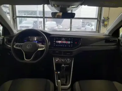 Photo 7 Volkswagen Taigo  1.0 TSI 116ch VW Edition DSG7