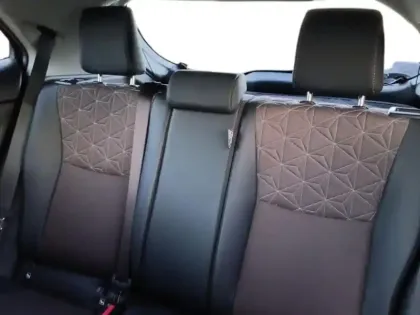 Photo 28 Toyota Yaris  Cross 116h Collection MY22