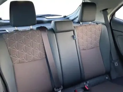 Photo 5 Toyota Yaris  Cross 116h Collection MY22