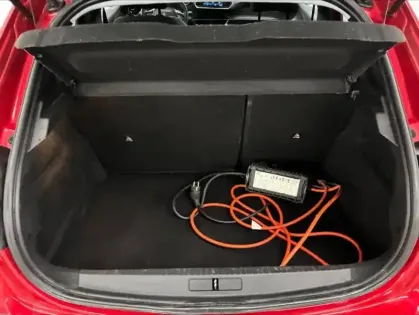 Photo 7 Peugeot 208  e- 136ch Style