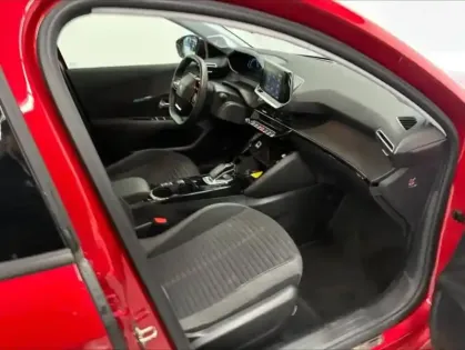 Photo 4 Peugeot 208  e- 136ch Style