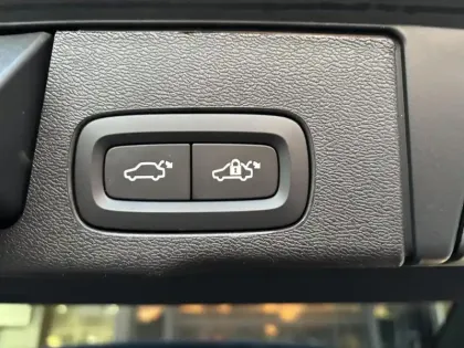 Photo 22 Volvo Xc60  T6 AWD Hybride rechargeable 253 ch+145 ch Geartronic 8