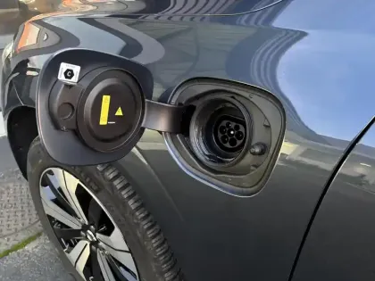 Photo 17 Volvo Xc60  T6 AWD Hybride rechargeable 253 ch+145 ch Geartronic 8