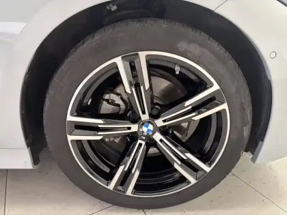 Photo 13 BMW Serie 3 Touring 320d xDrive 190 ch BVA8