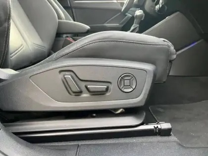 Photo 22 Audi Q3  35 TDI 150 ch S tronic 7