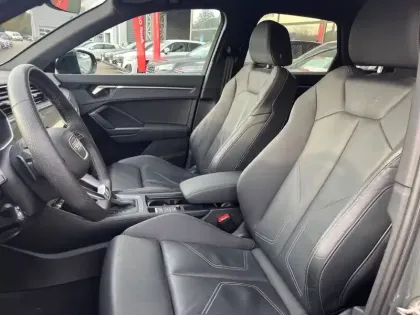 Photo 35 Audi Q3  35 TDI 150 ch S tronic 7