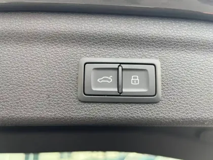 Photo 21 Audi Q3  35 TDI 150 ch S tronic 7