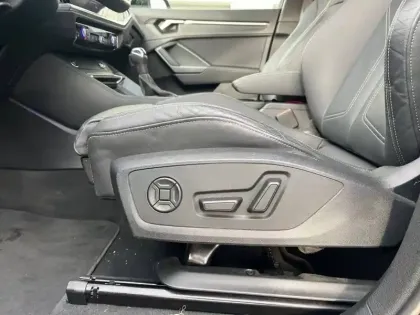 Photo 23 Audi Q3  35 TDI 150 ch S tronic 7