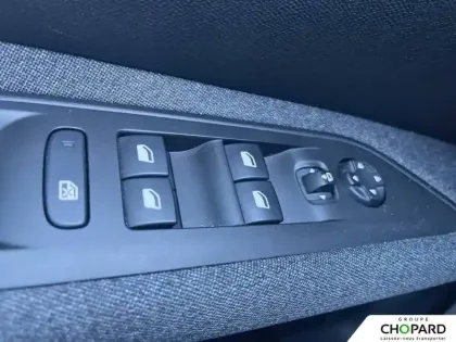 Photo 16 Peugeot 3008  Puretech 130ch S&S EAT8