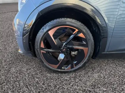 Photo 8 Cupra Tavascan  340 ch 4Drive