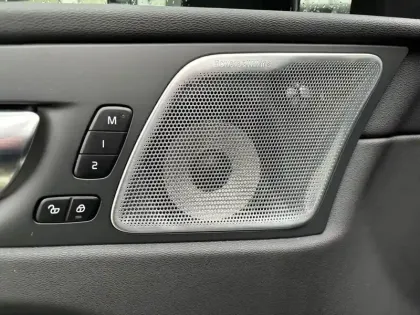 Photo 33 Volvo Xc60  T6 AWD Hybride rechargeable 253 ch+145 ch Geartronic 8