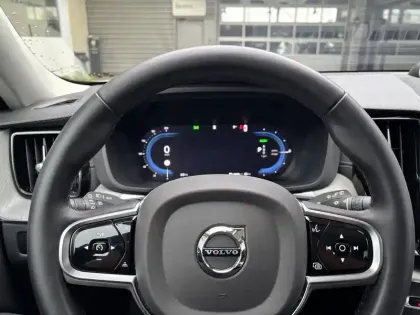 Photo 18 Volvo Xc60  T6 AWD Hybride rechargeable 253 ch+145 ch Geartronic 8