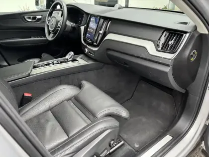 Photo 31 Volvo Xc60  T6 AWD Hybride rechargeable 253 ch+145 ch Geartronic 8