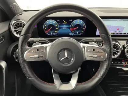 Photo 22 Mercedes Classe A  200 7G-DCT