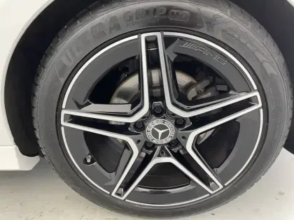 Photo 16 Mercedes Classe A  200 7G-DCT