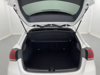 Photo 13 Mercedes Classe A  200 7G-DCT