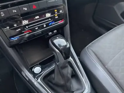 Photo 13 Volkswagen T-cross  1.0 TSI 110 Start/Stop DSG7