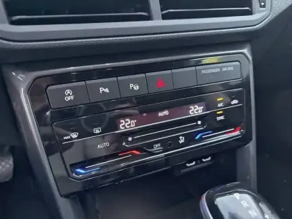 Photo 17 Volkswagen T-cross  1.0 TSI 110 Start/Stop DSG7