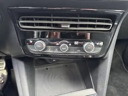 Photo 17 Opel Mokka  Electrique 136 ch & Batterie 50 kWh